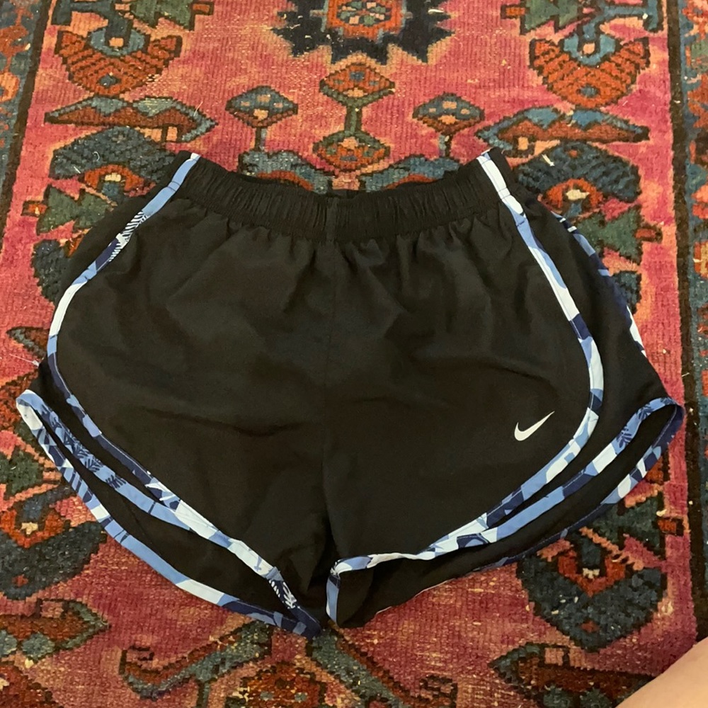 blue and black nike tempo shorts